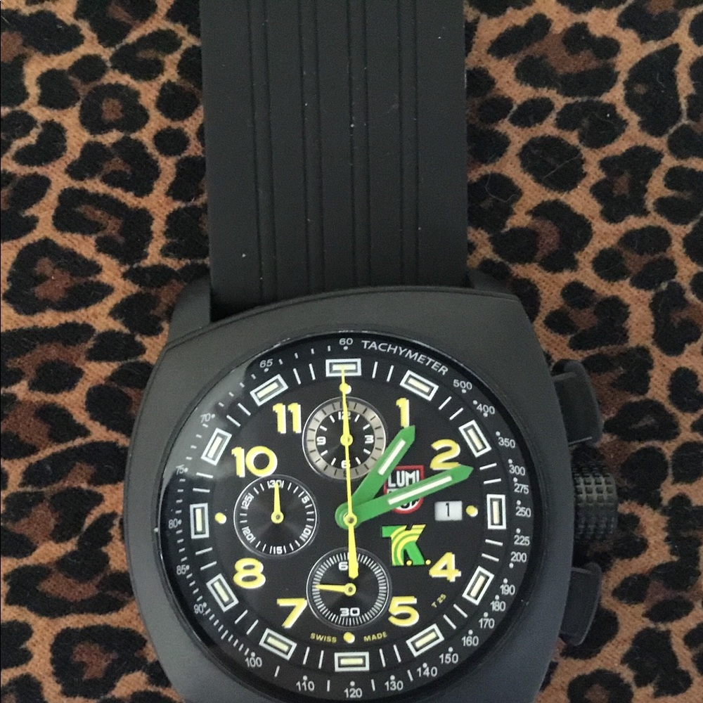 LUMI NOX MEN’S WATCH *LIKE NEW*